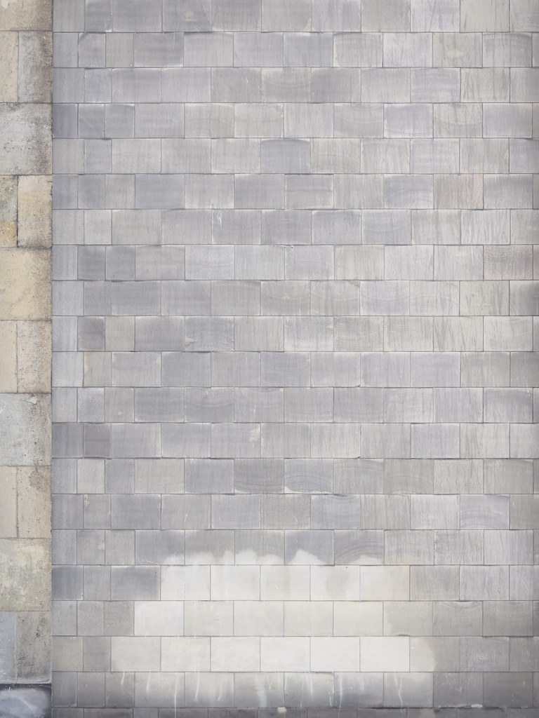 Ошибки при монтаже каменной плитки и как их избежать